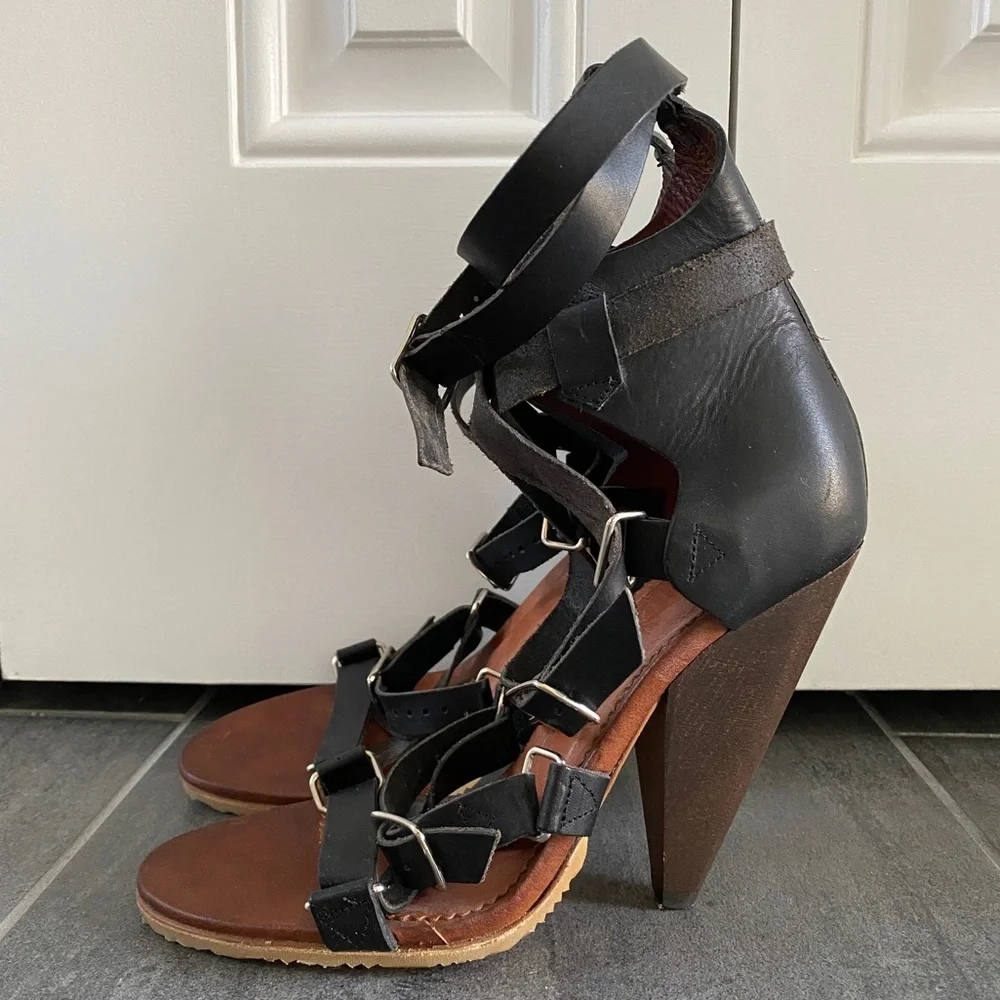Isabel Marant black strappy high heel sandals Sz 38 leather - Picture 2 of 7